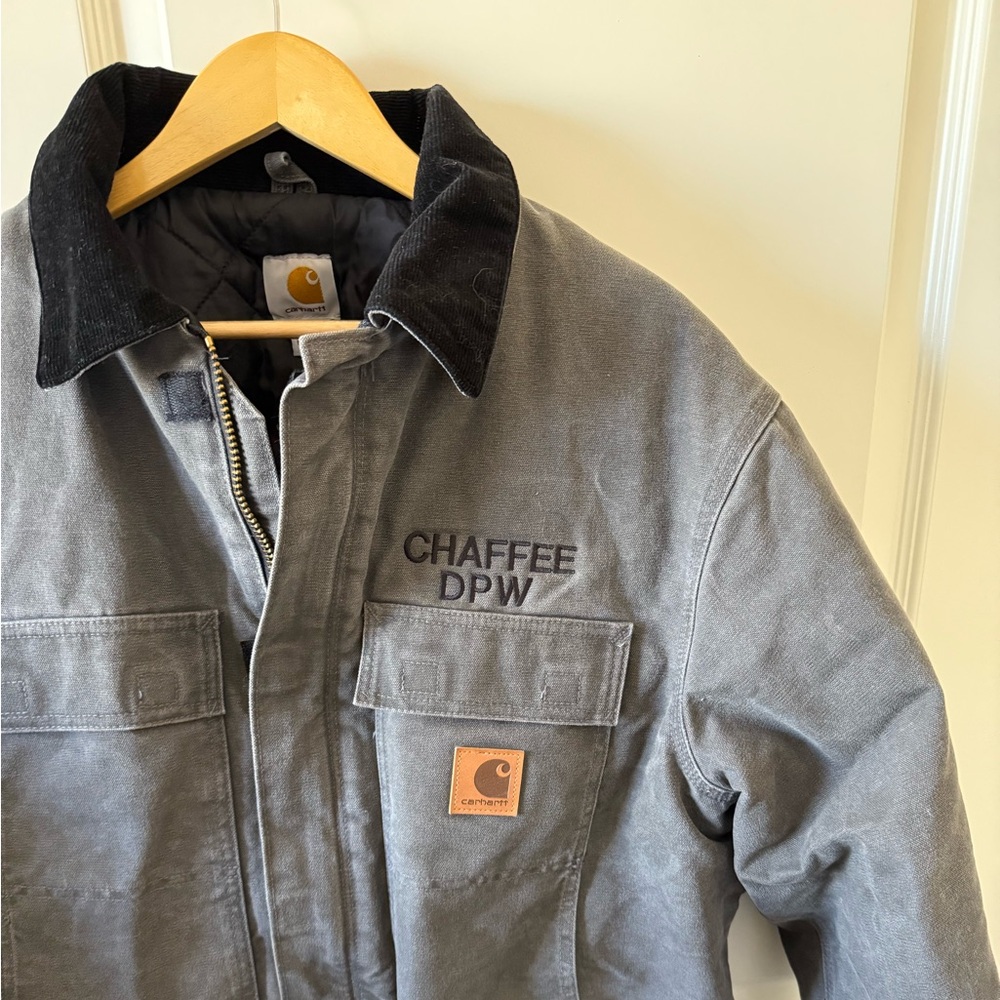 LIKE NEW MENS CARHARTT INSULATED JACKET SIZE L - Picture 3 of 11